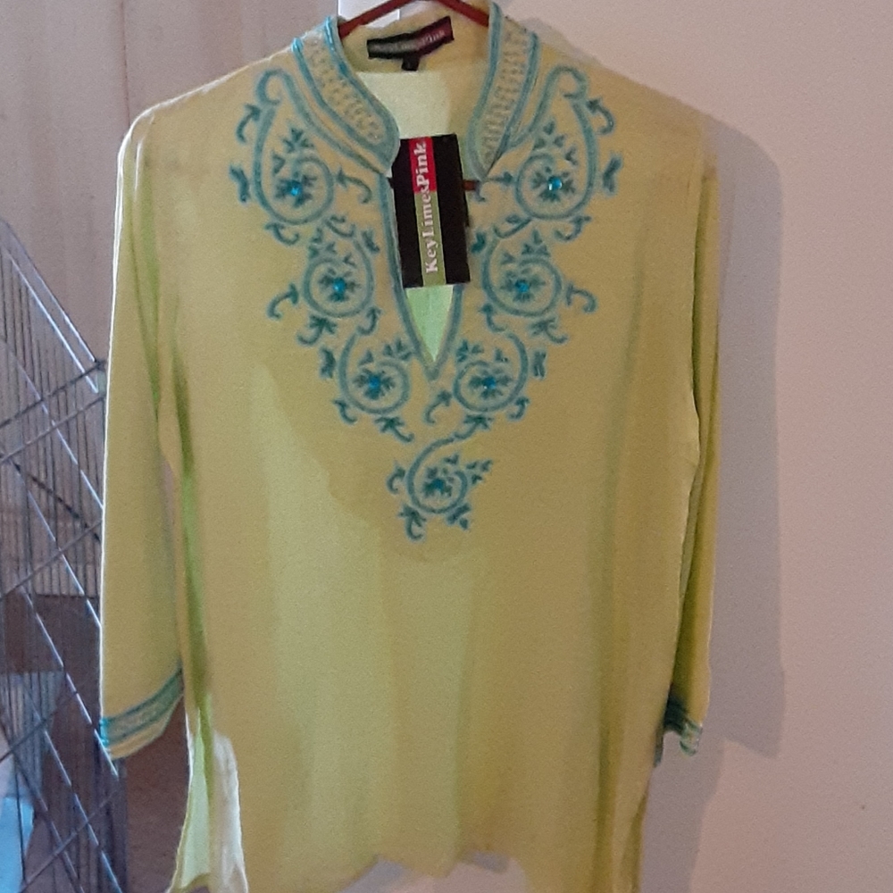 Embroidered tunic shirt